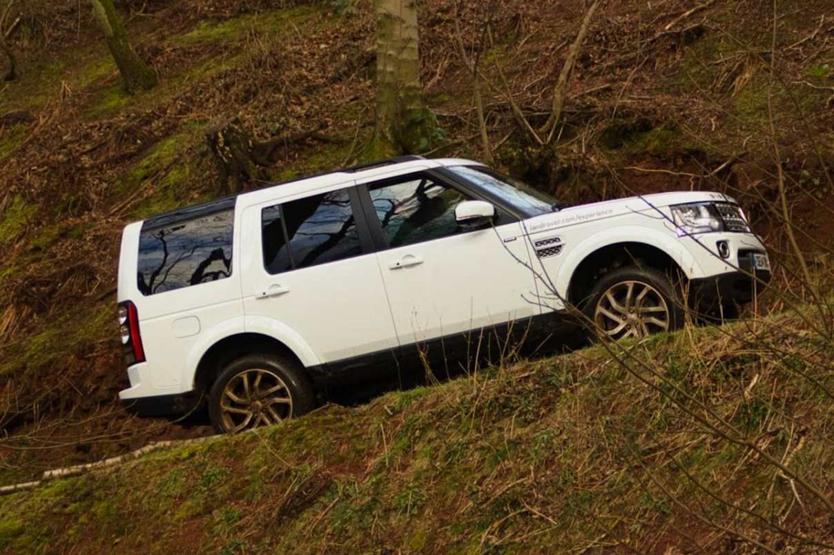 Land Rover Discovery right view